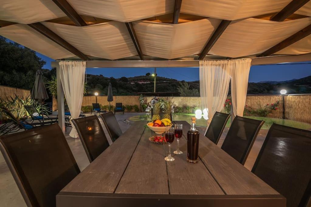 Casa Del Miele, Private Pool, Bbq, Mountain View. Villa Alikianos Eksteriør bilde